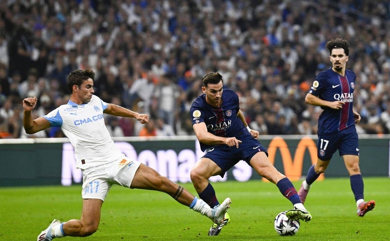 包含巴黎圣日耳曼今夜伤情更新，志在法国杯名次提升，话题不断，数据趋势出现新变化的词条