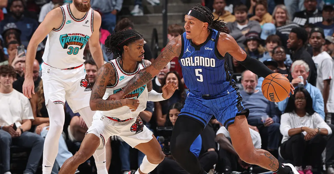 包含赛前孟菲斯灰熊完成体检——NBA常规赛节点到来，话题不断，赛季目标并未改变的词条